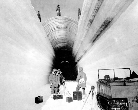 The City Under the Snow: That One Time the US Army Attempted to Build a Nuclear Lair in Greenland