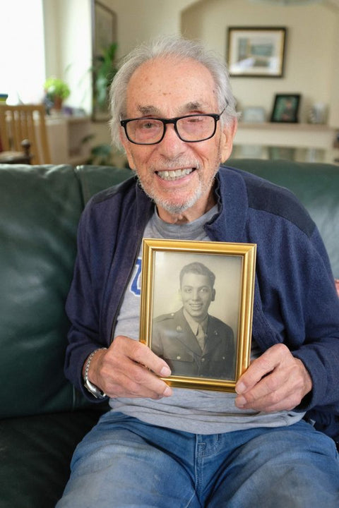 D-Day Survivor Who Escaped Nazi Capture Awarded Purple Heart 78 Years Later
