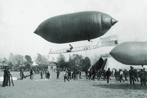 Men Typically Have a Shorter Life Span Than Women — These Dirigible Daredevils Prove Why