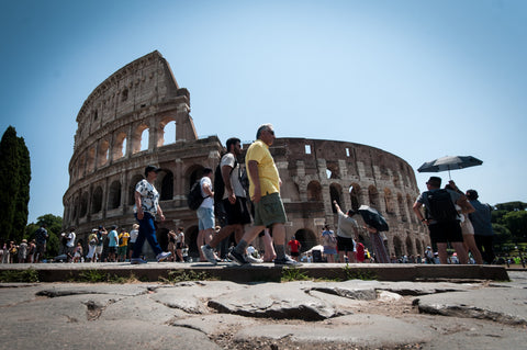 Tourist Who Graffitied the Colosseum Claims He Didn’t Know the ‘antiquity of the monument’