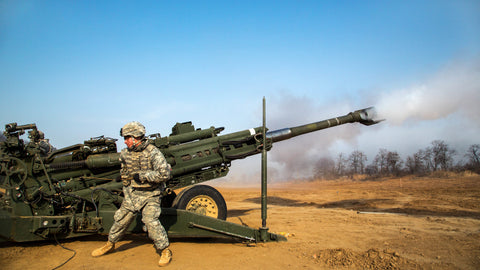 M777 Howitzer: US Artillery Pounding Russians in Ukraine